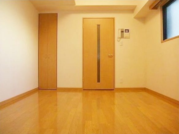 都営新宿線 浜町駅 徒歩3分 11階建 築23年の居間写真