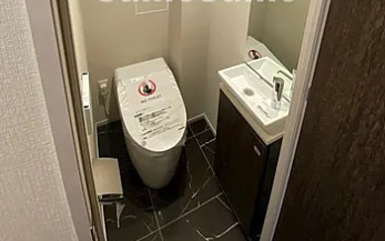 東急目黒線 不動前駅 徒歩6分 7階建 築5年のトイレ写真
