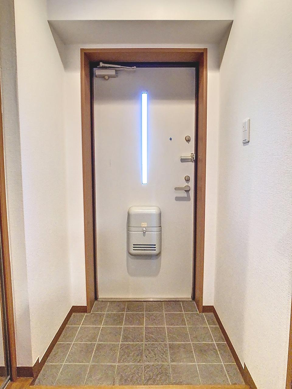サンライズIIアネックスの玄関写真