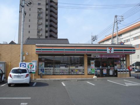 コンビニ　セブンイレブン倉敷美和1丁目店（コンビニ）まで741m