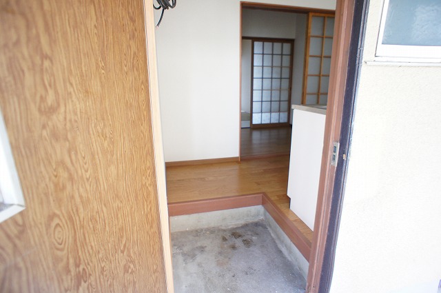 第2竹園荘の玄関写真