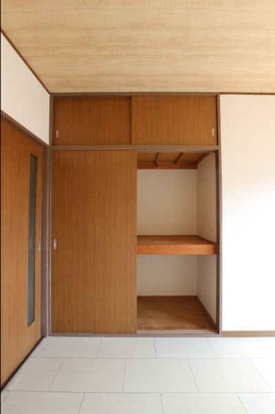 収納　同建物別部屋写真