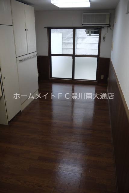 居室・リビング　同型別部屋写真