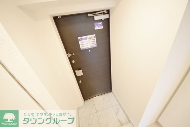 玄関　お問合せは(株)タウンハウジング赤坂店へ【03-5563-…
