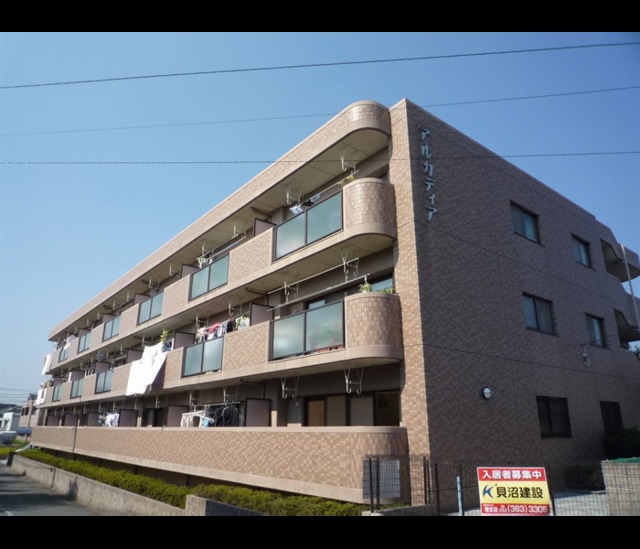 建物外観　タイル貼りのオシャレな外観です！