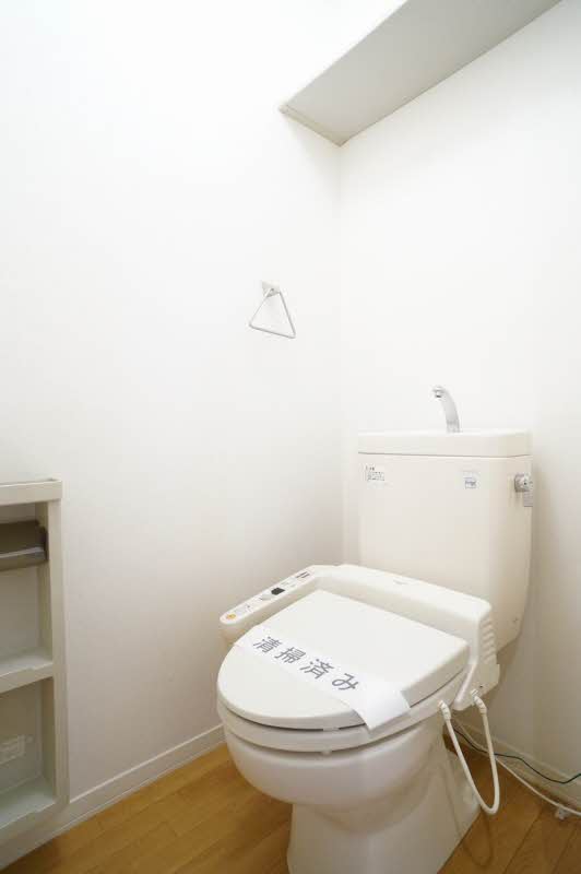 シャーメゾン・アトリオIIIのトイレ写真