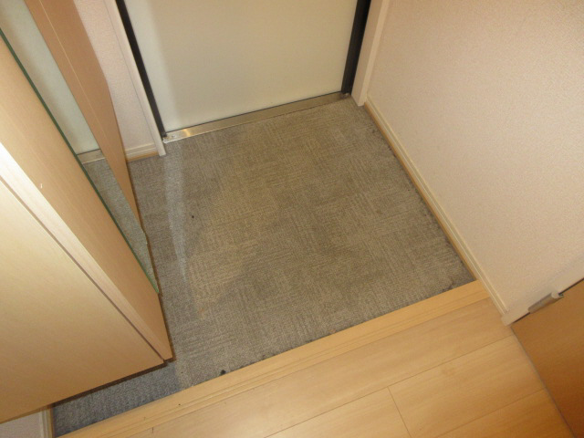 Felice Casa B棟の玄関写真