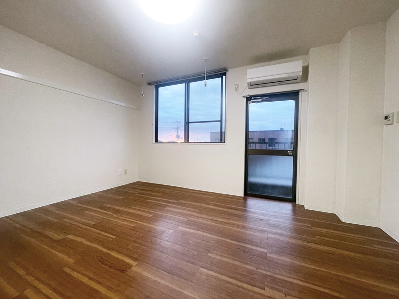 アシスト水戸マンションの居間写真