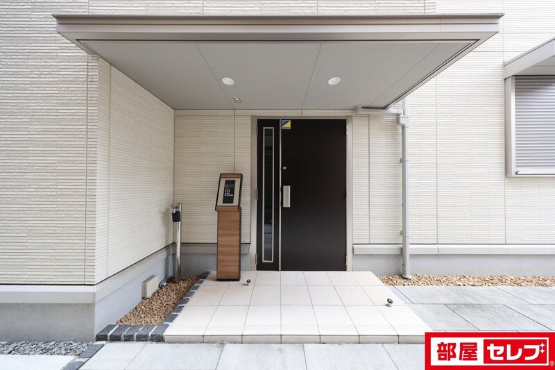 メゾンクレセントII八田の外観写真