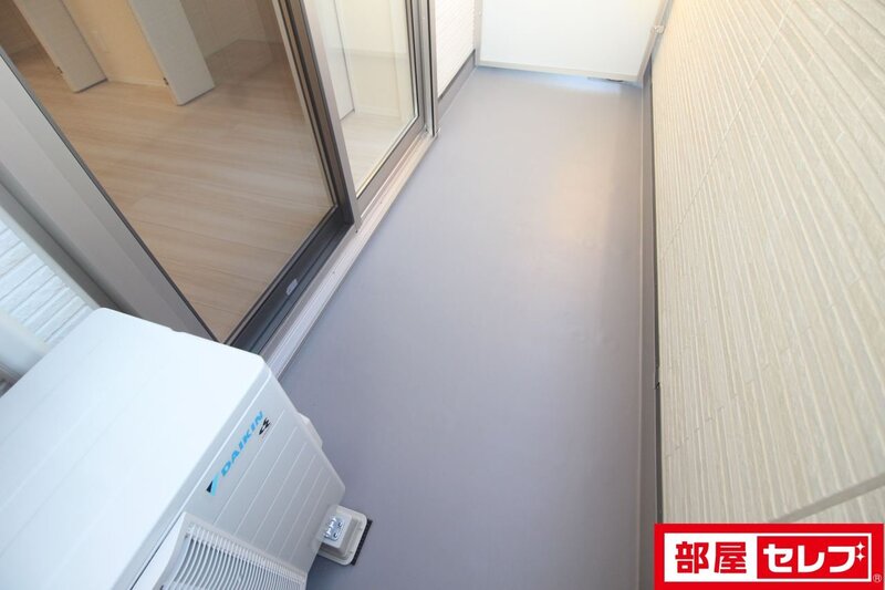 メゾンクレセントII八田の内装写真