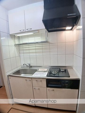 ＪＲ奈良線 城陽駅 徒歩1分 2階建 築18年のキッチン写真