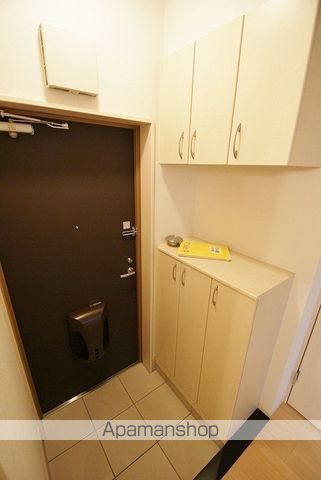 ＪＲ奈良線 城陽駅 徒歩1分 2階建 築18年の玄関写真