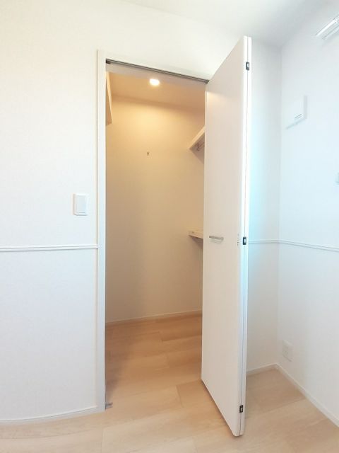 カメリア郷東Aの内装写真