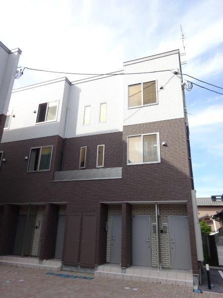 建物外観　1LDKアパート！