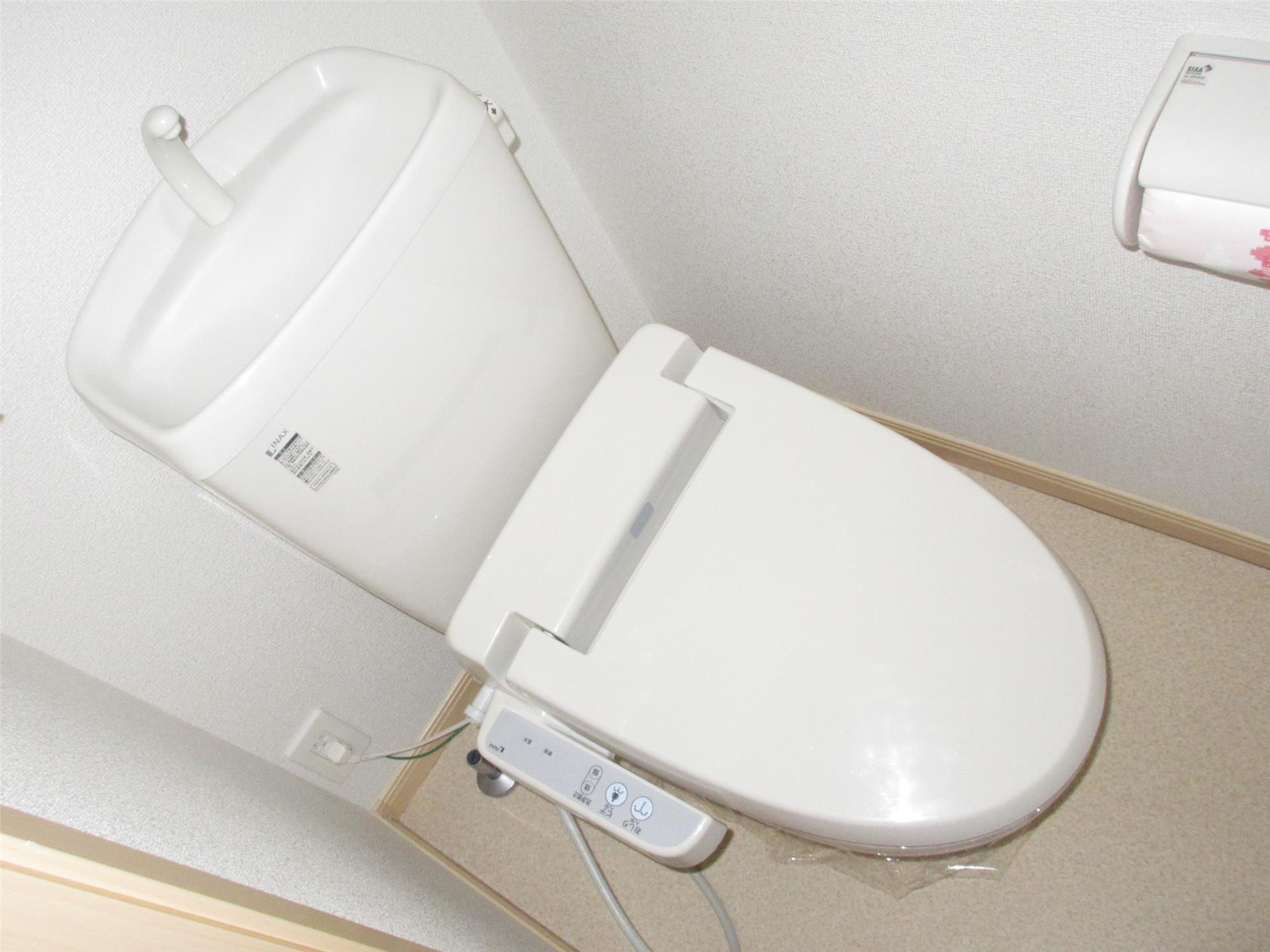 トイレ　別部屋写真