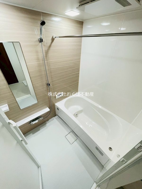 バス・シャワールーム　※別部屋の画像です。