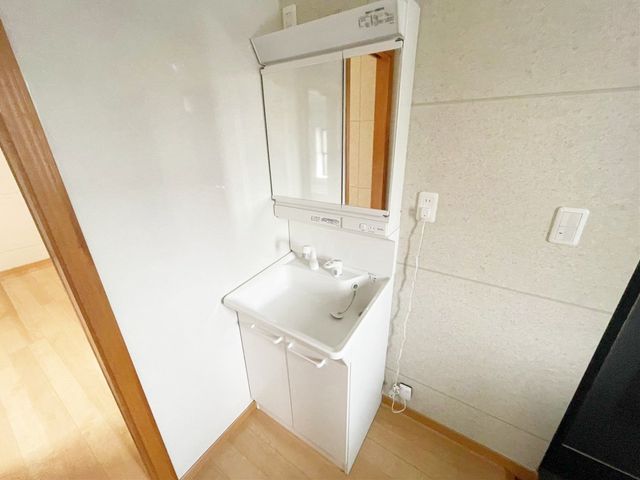 洗面設備　※別部屋の写真です