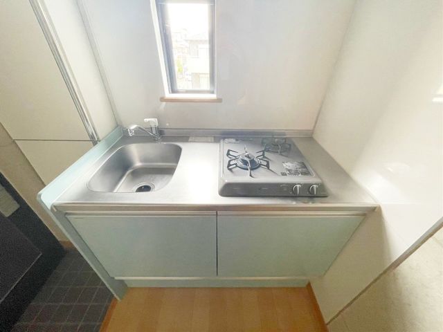 キッチン　※別部屋の写真です