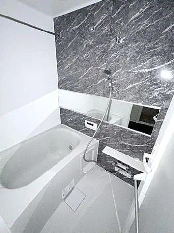 バス・シャワールーム　参考写真：別部屋タイプ