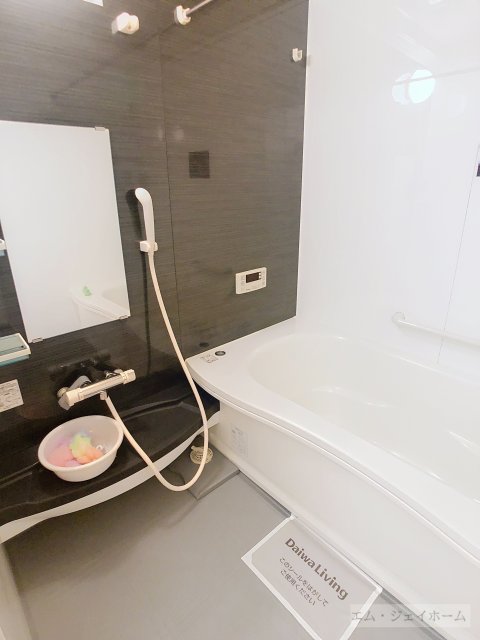 リビングタウン貴生川 A棟の風呂写真
