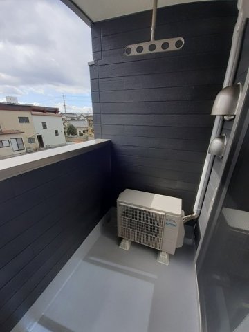 バルコニー　広々としたバルコニーです