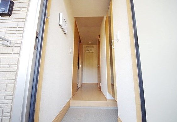 玄関　別のお部屋の写真です