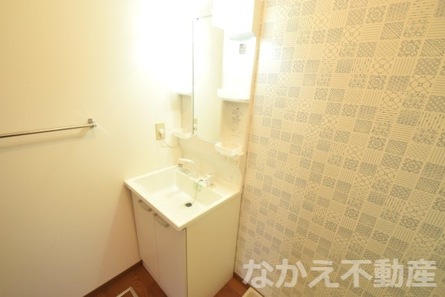 洗面設備　使いやすい洗面所です