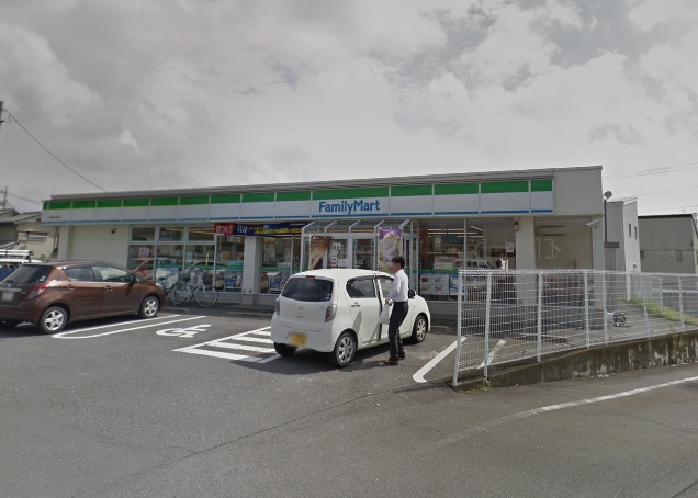 コンビニ　ファミリーマート前橋茂木町店（コンビニ）まで525m