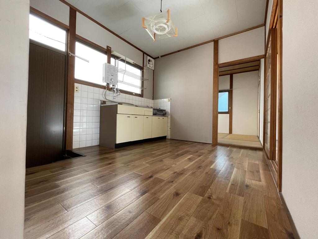 倉敷市 1階建 築49年のキッチン写真