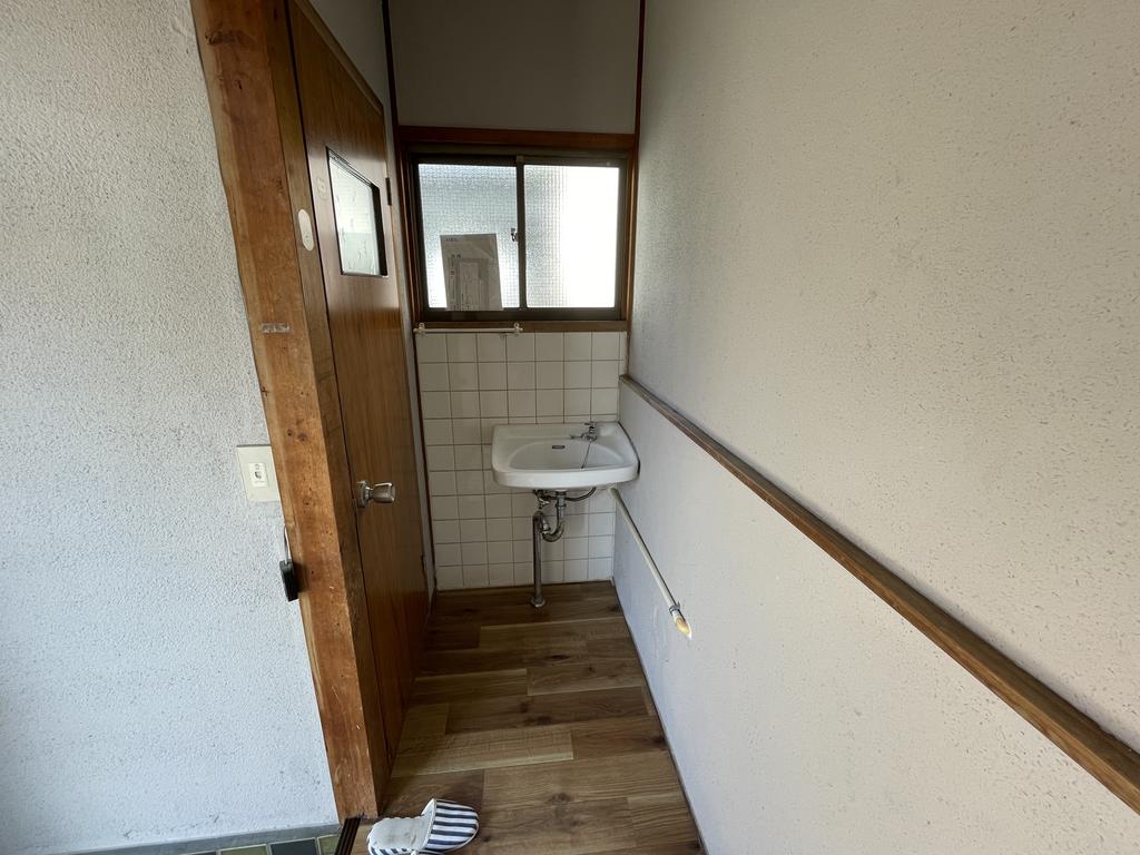 倉敷市 1階建 築49年の内装写真