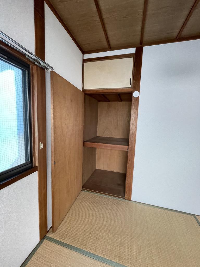 倉敷市 1階建 築49年の内装写真