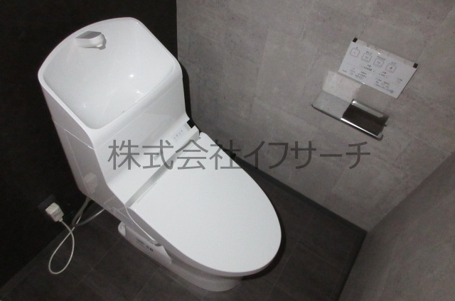 トイレ　当社担当　撮影