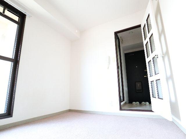 居室・リビング　居間です