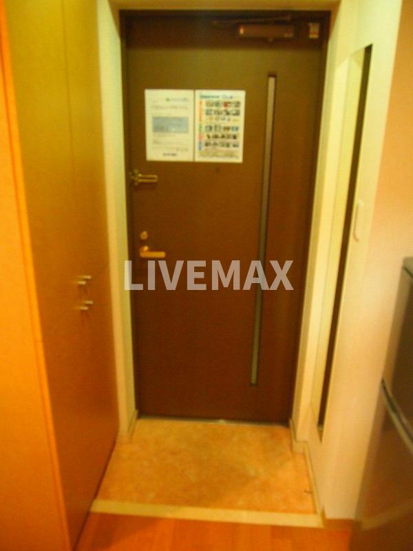 玄関　☆家具・家電付マンション☆