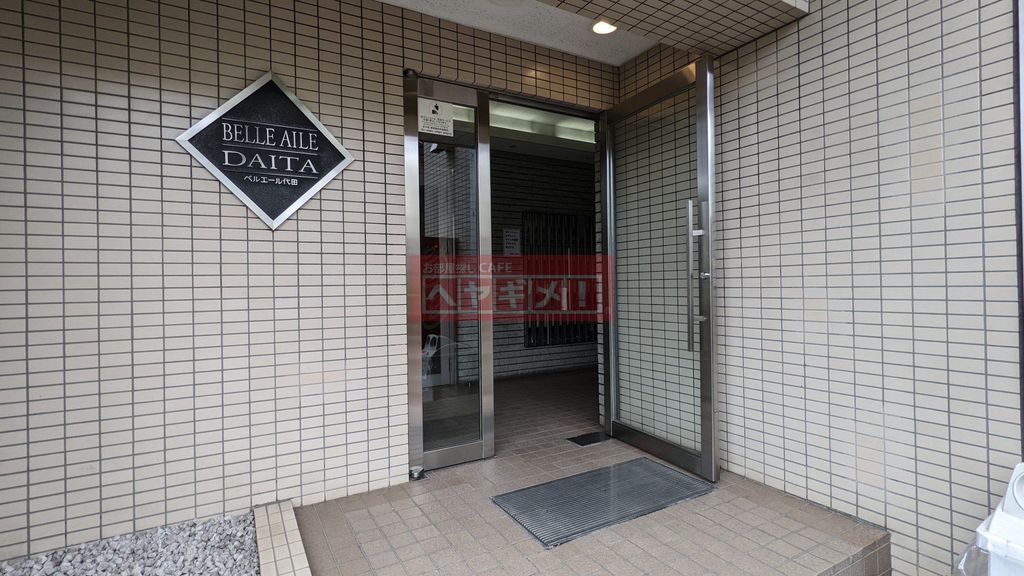 エントランス　エントランス