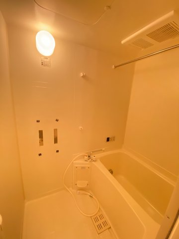 バス・シャワールーム　お風呂で日々の疲れを落としましょう