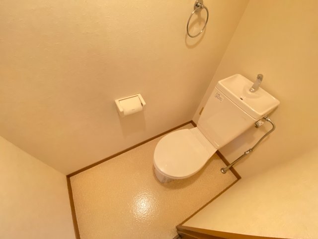トイレ　コンパクトで使いやすいトイレです