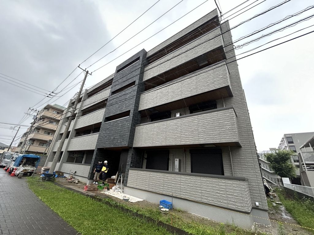 【ザ・アークコート市川妙典の建物外観】