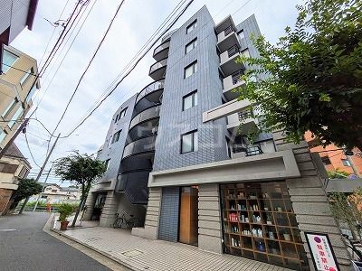 世田谷区奥沢のマンションの建物外観