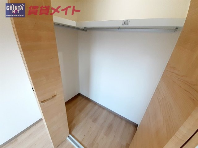 【津市藤方のマンションの収納】