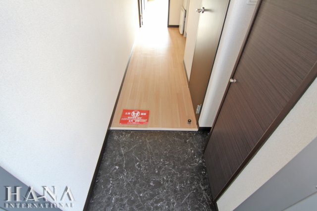 エントランス　現況優先