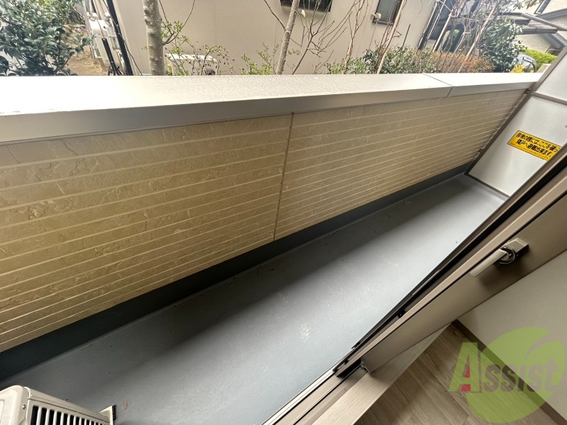 バルコニー　バルコニーがあるため外に洗濯物を干すことが出来ます。