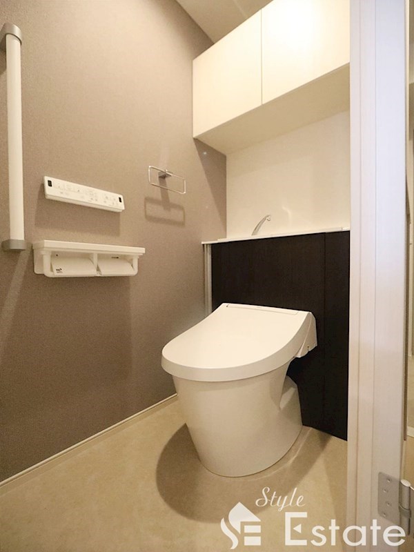 トイレ　シャワートイレ