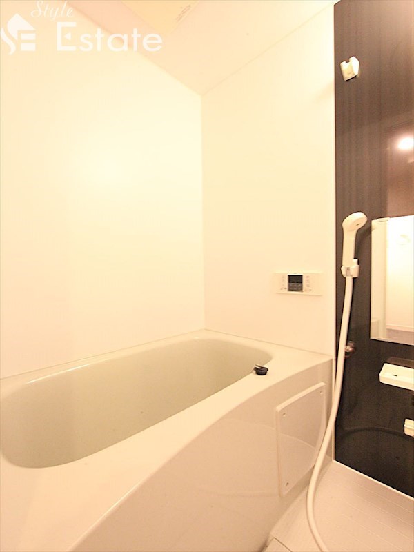 バス・シャワールーム　バスルーム