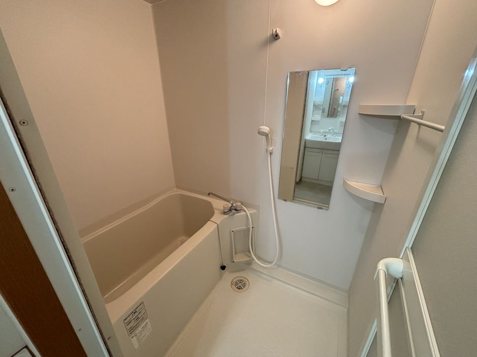 バス・シャワールーム　大型シューズＢＯＸ！！