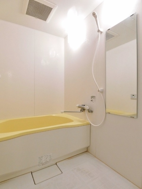 バス・シャワールーム　図面と現状に相違がある場合には現状を優先