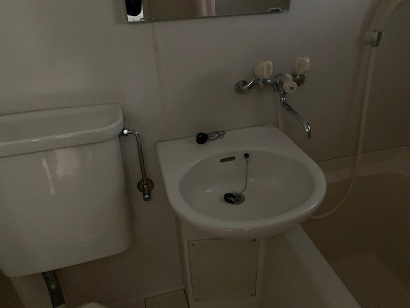 洗面設備　反転部屋参照
