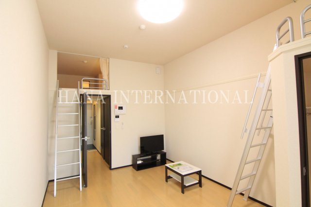 居室・リビング　反転タイプ