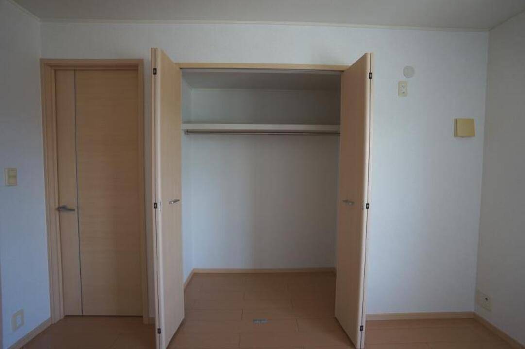 収納　クローゼット