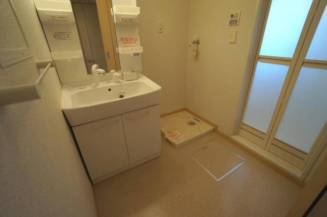 洗面設備　洗面所